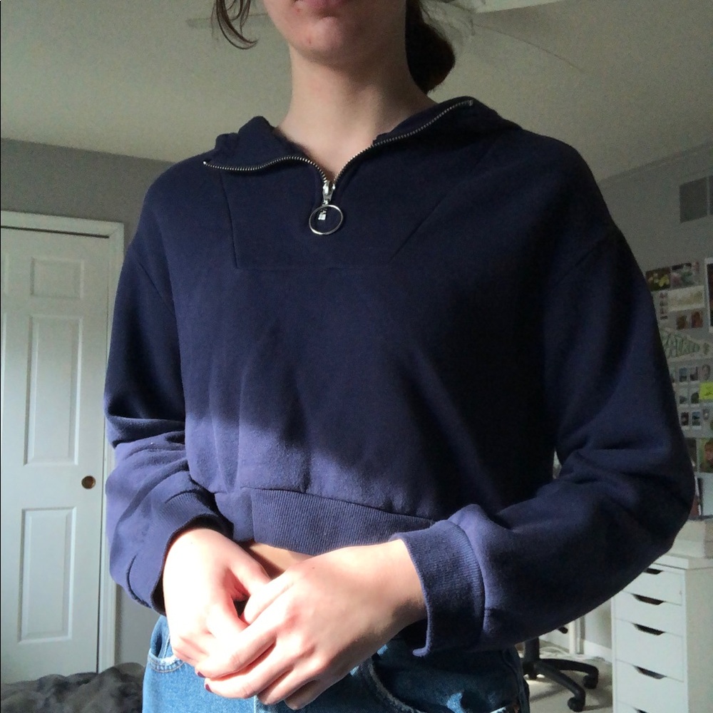 Circle-Zip Cropped Hoodie